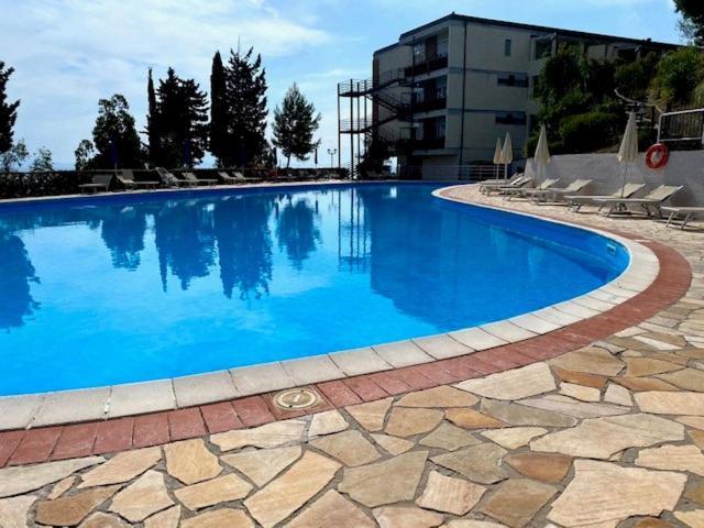 Appartamenti Verde Blu Каполивери Екстериор снимка